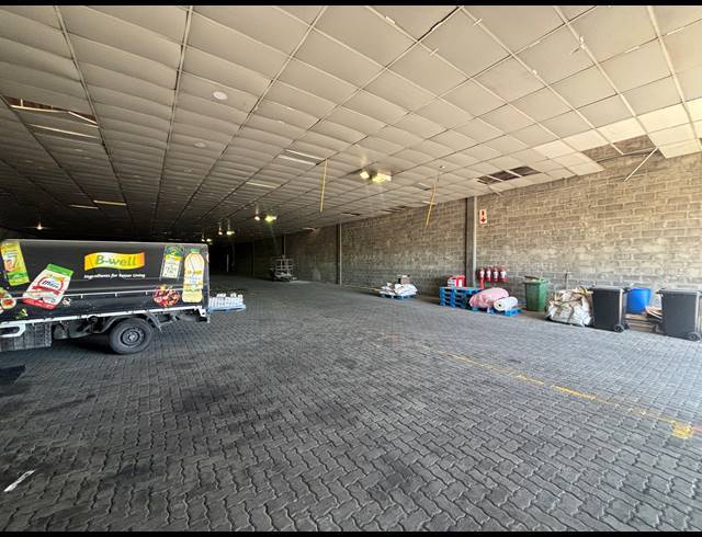 2,000M² WAREHOUSE TO LET IN BLACKHEATH INDUSTRIAL